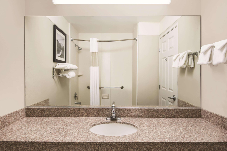 Bathroom 4, La Quinta Inn Suites Modesto Salida, Stanislaus