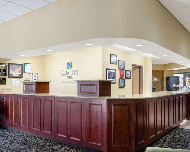 Public Area 2, Quality Inn Columbus, MS, Lowndes