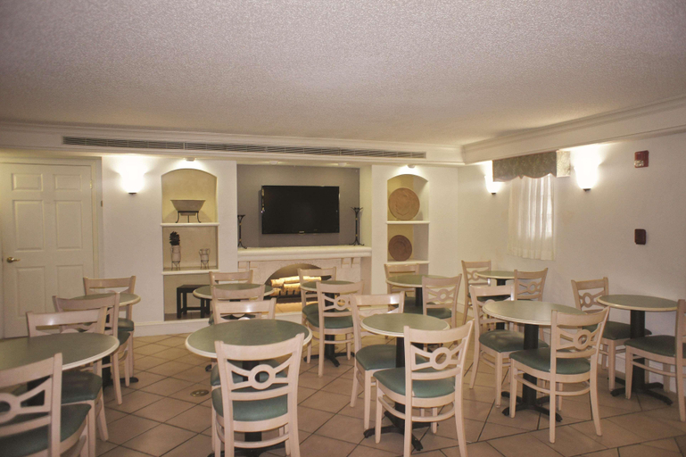 Public Area 2, La Quinta Inn by Wyndham Pensacola, Escambia