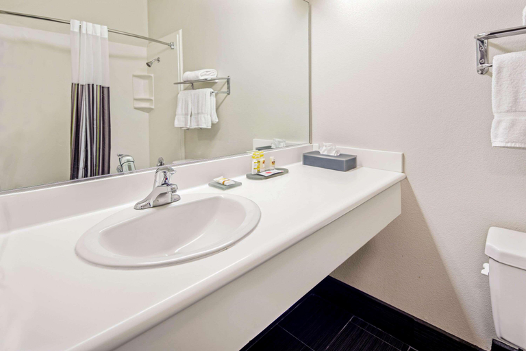 Bathroom 4, The Hotel Oceanside, San Diego
