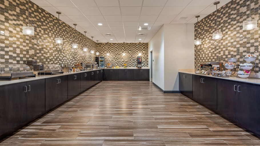 Public Area 3, Best Western Plus Centralia Hotel & Suites, Clinton
