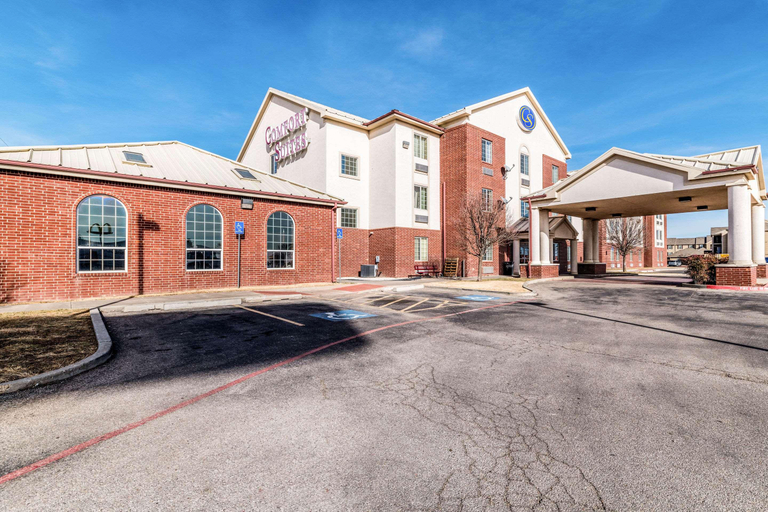 Exterior & Views 2, Comfort Suites Amarillo, Randall