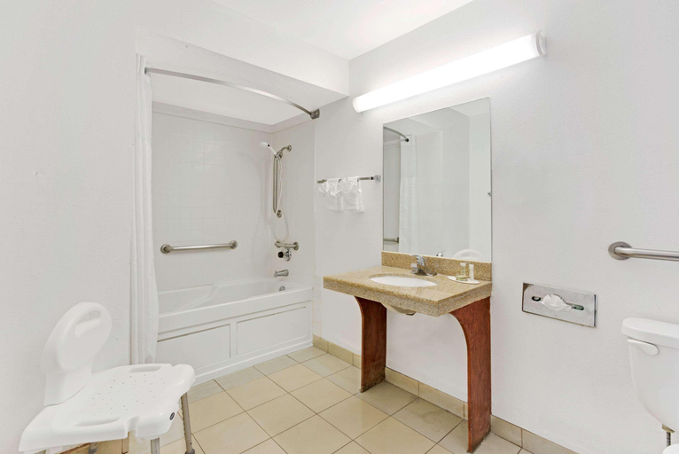 Bathroom 4, Super 8 by Wyndham Tucson Downtown Conv Center, Pima
