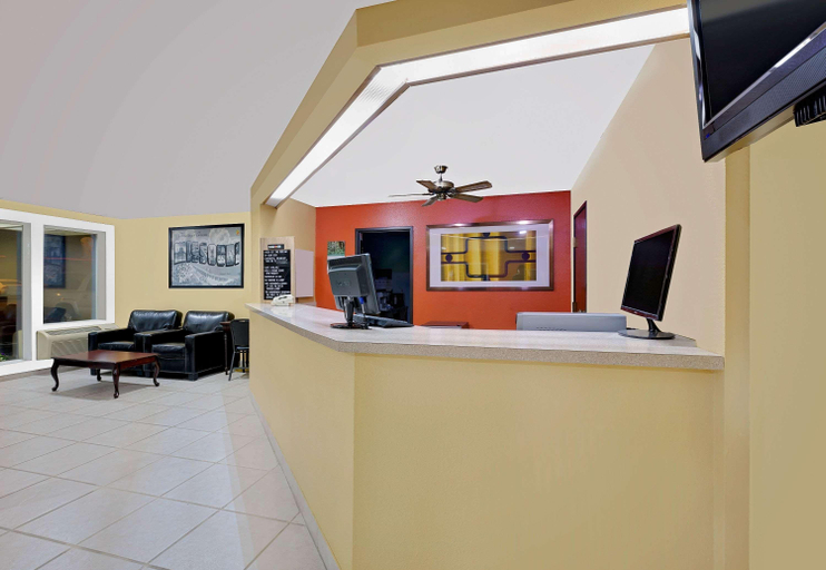 Public Area 2, Super 8 by Wyndham Rock Port MO, Atchison