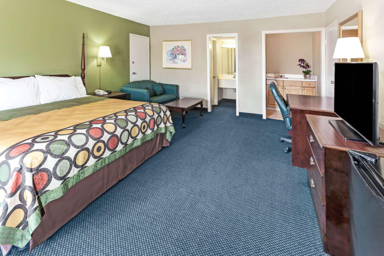 Bedroom 3, Super 8 by Wyndham Carrollton GA, Carroll