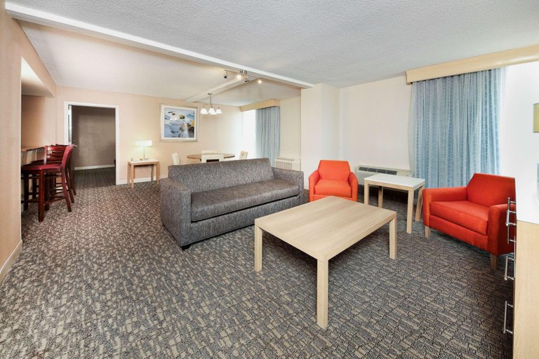 Public Area 4, Doubletree Hotel Virginia Beach, Virginia Beach