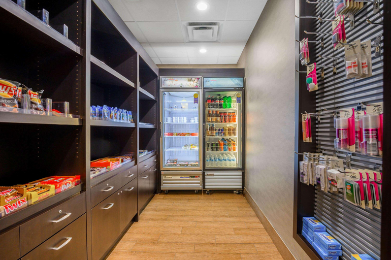 Public Area 3, La Quinta Inn & Suites by Wyndham Glendive, Dawson