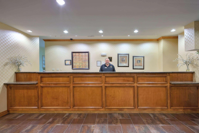 Public Area 2, La Quinta Inn & Suites by Wyndham Cleburne, Johnson