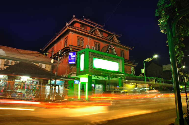 Bemo Corner Guest House, Badung