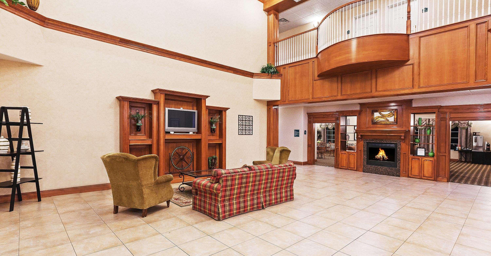 Public Area 2, La Quinta Inn Suites By Wyndham I 20, Gregg
