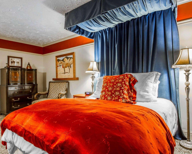 Bedroom 3, Baechtel Creek Inn & Spa, an Ascend Collection hot, Mendocino