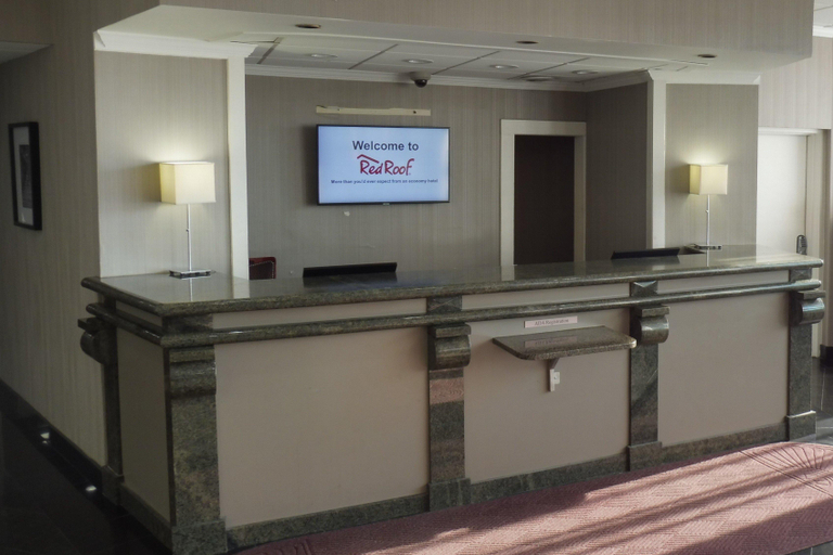 Public Area 2, Red Roof PLUS+ Woodbridge - Carteret, Middlesex