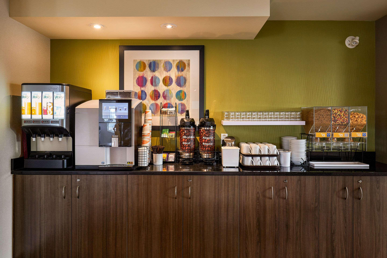 Food & Drinks 5, Comfort Inn Rouyn-Noranda, Rouyn-Noranda
