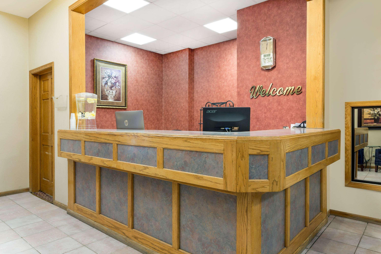 Public Area 2, Super 8 by Wyndham Gillette, Campbell