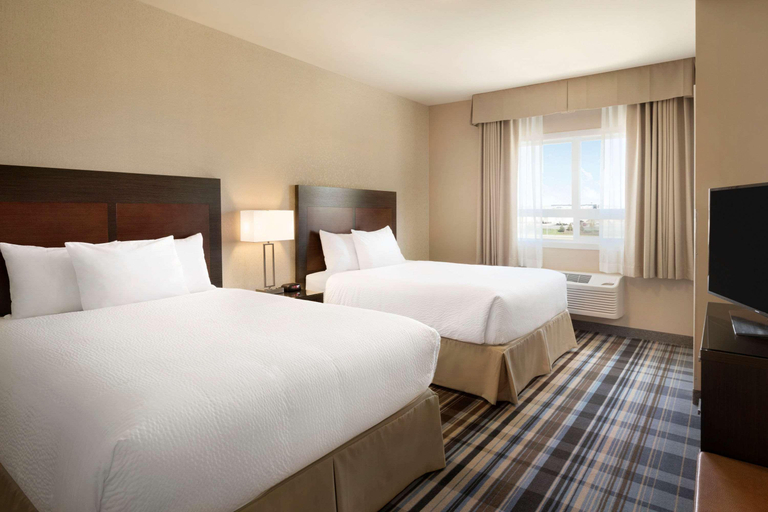 Bedroom 2, Fairfield Inn & Suites by Marriott Airdrie, Division No. 6