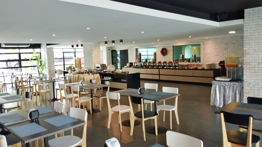 Food & Drinks, Seri Place Hotel, Pattaya