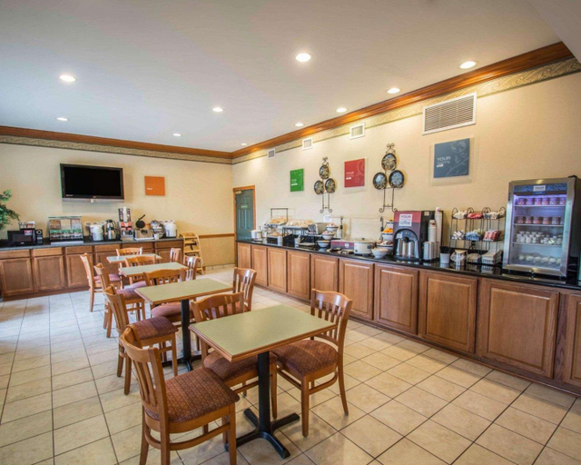 Food & Drinks 5, Spark By Hilton St. Augustine I 95, Saint Johns