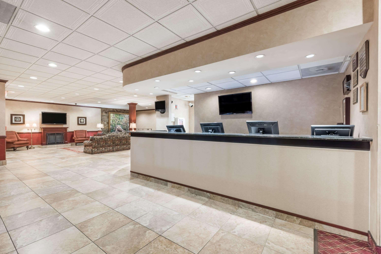 Public Area 3, Ramada by Wyndham State College Hotel & Conference Center, Centre
