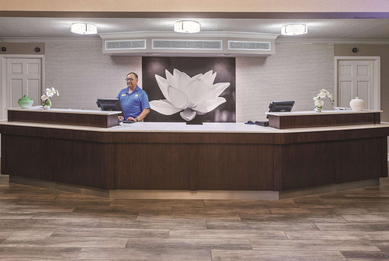 Public Area 3, La Quinta Inn by Wyndham Laredo I-35, Webb