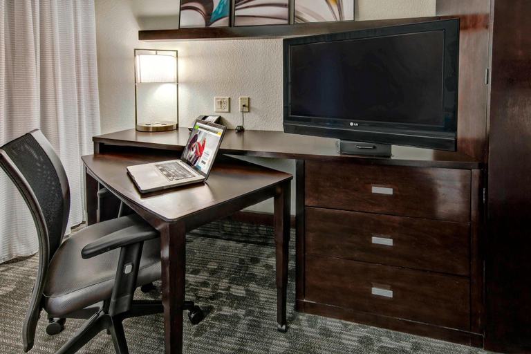 Exterior & Views 2, Courtyard by Marriott Midland, Midland