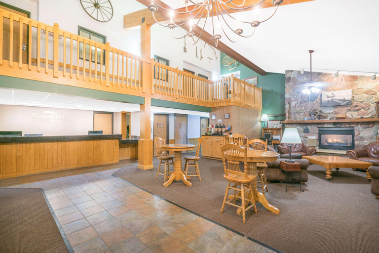 Public Area 2, Baymont by Wyndham Kasson Rochester Area, Dodge