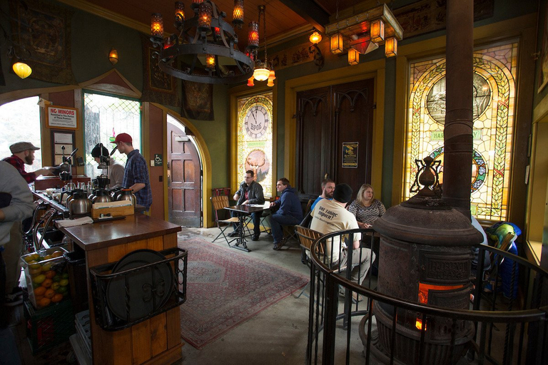 Food & Drinks 5, McMenamins Old St. Francis School, Deschutes
