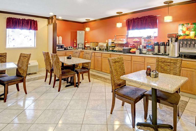 Food & Drinks 5, Ramada by Wyndham El Paso, El Paso