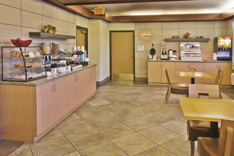Food & Drinks 5, La Quinta Inn Suites By Wyndham Helena, Lewis and Clark