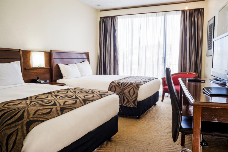 Bedroom 4, Crowne Hotel Port Moresby, National Capital District