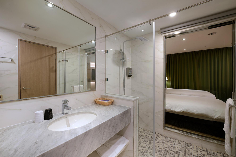Bathroom 4, Aeris International Hotel, Taichung
