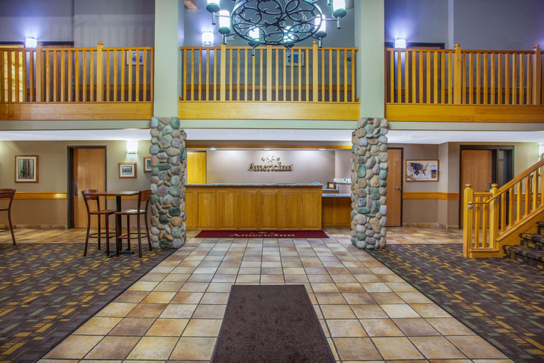 Public Area 2, AmericInn by Wyndham Stillwater, Washington