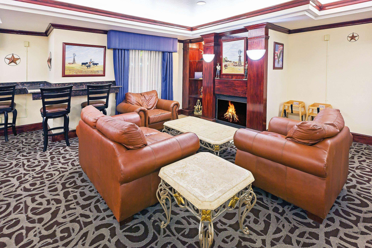 Public Area 2, La Quinta Inn Suites By Wyndham Dalhart, Dallam