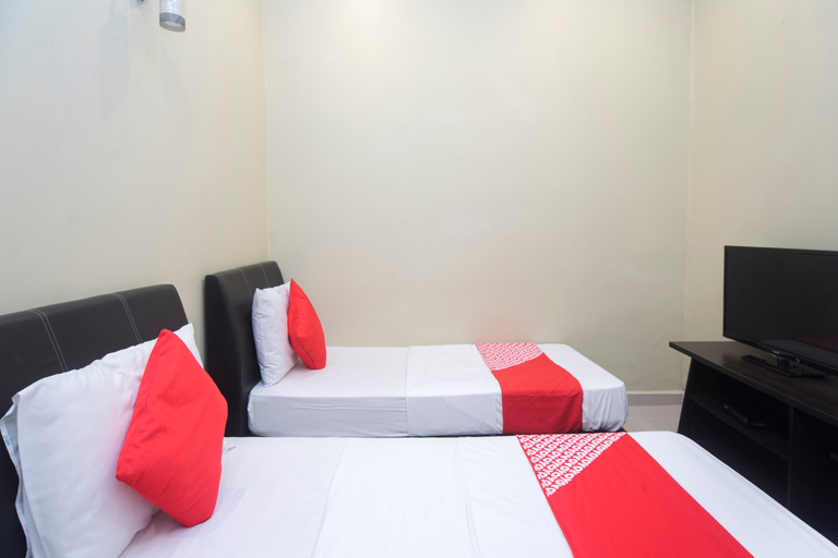 Bedroom 3, 1180 Village View Motel, Kulim