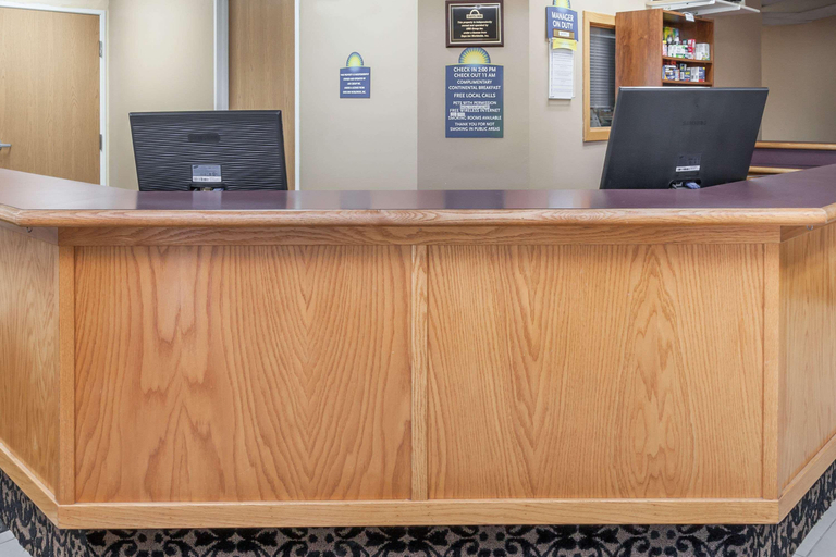 Public Area 2, Days Inn by Wyndham Imlay City, Lapeer