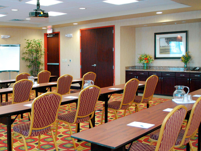 Food & Drinks 5, Hampton Inn & Suites Denver/Highlands Ranch, Arapahoe