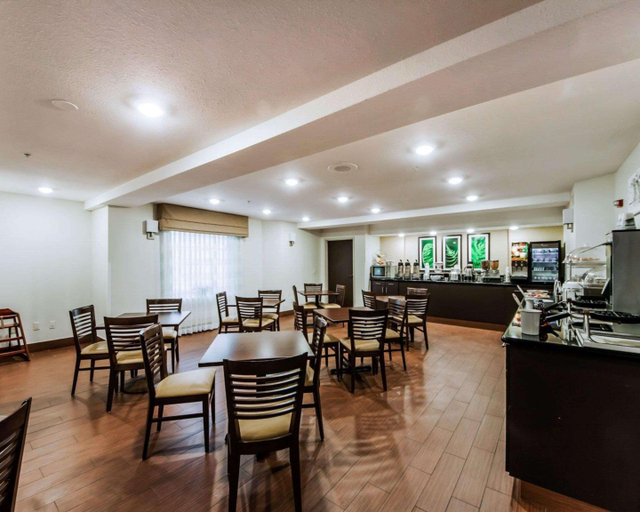 Food & Drinks 4, Sleep Inn & Suites Guthrie - Edmond North, Logan