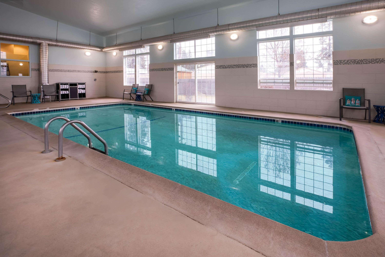 Sport & Beauty 4, La Quinta Inn Bend, Deschutes