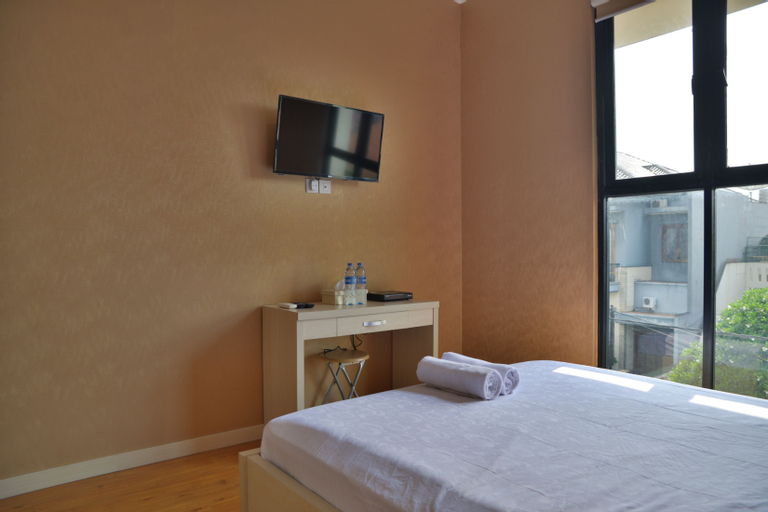 Bedroom 16