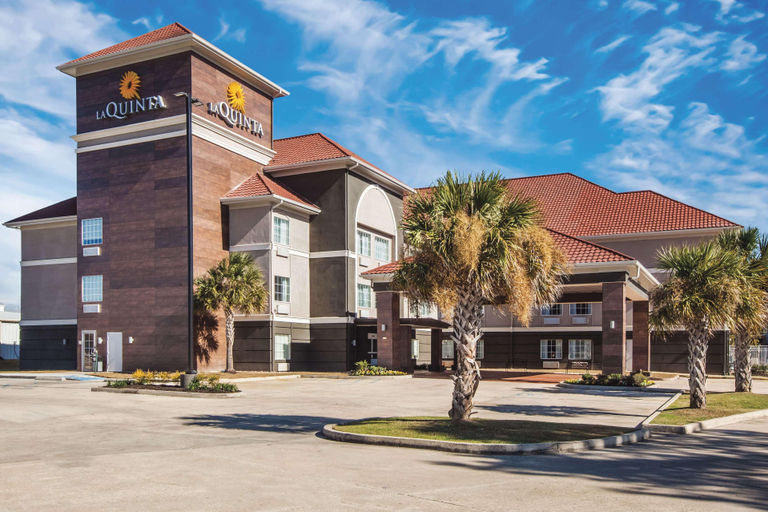 Exterior & Views 2, La Quinta Inn & Suites by Wyndham Walker - Denham Springs, Livingston