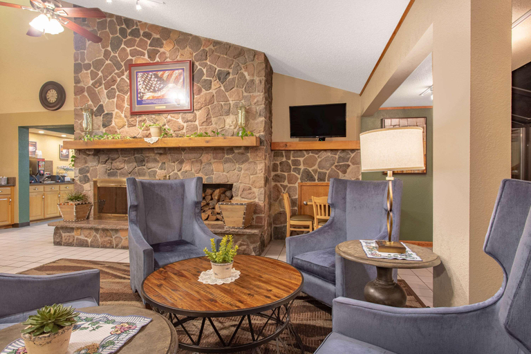 Public Area 3, AmericInn by Wyndham Chippewa Falls, Chippewa