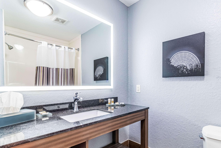 Bedroom 3, La Quinta Inn & Suites Tomball, Houston