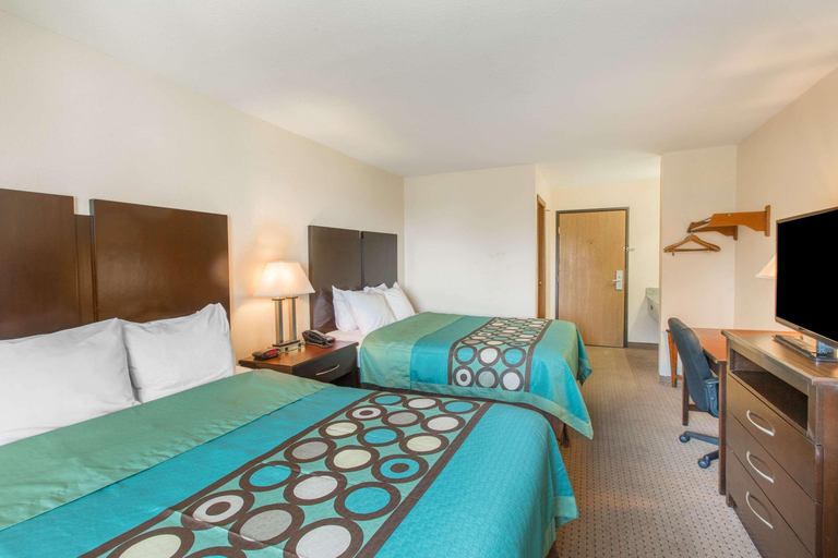 Bedroom 3, Super 8 by Wyndham Danville, Boyle