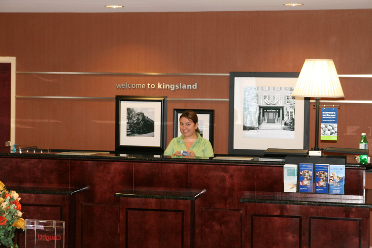 Public Area 2, Hampton Inn Kingsland, Camden