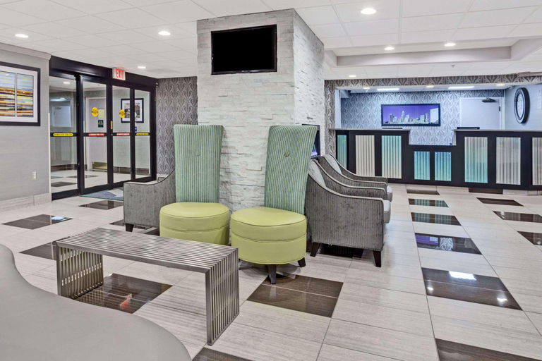Public Area 2, Wyndham Garden Charlotte Airport Southeast, Mecklenburg