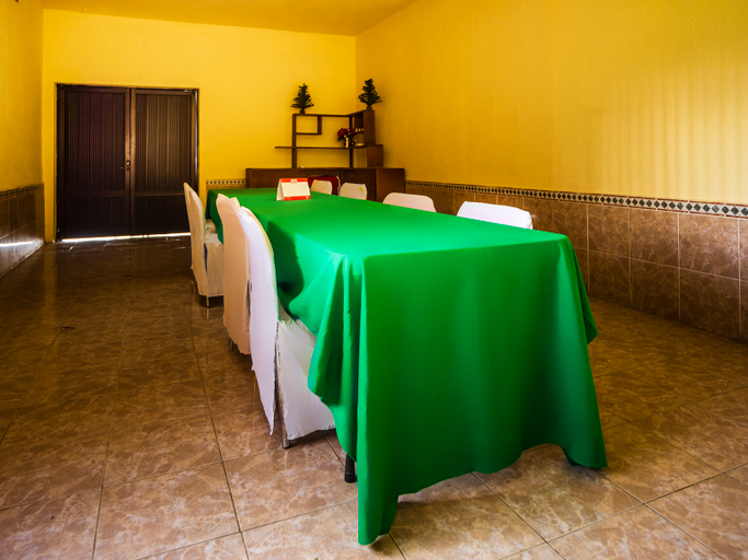 Bedroom 3, OYO Hotel Oasis, Matehuala, Matehuala
