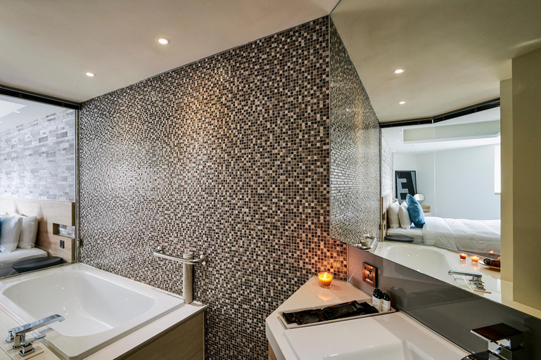 Bathroom 4, CHECK inn Taichung LiMing, Taichung
