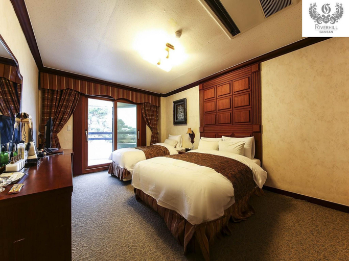 Bedroom 1, GunSan Riverhill Hotel, Gunsan