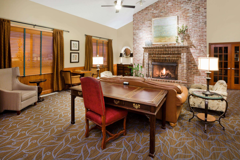 Public Area 2, AmericInn by Wyndham Chanhassen, Carver