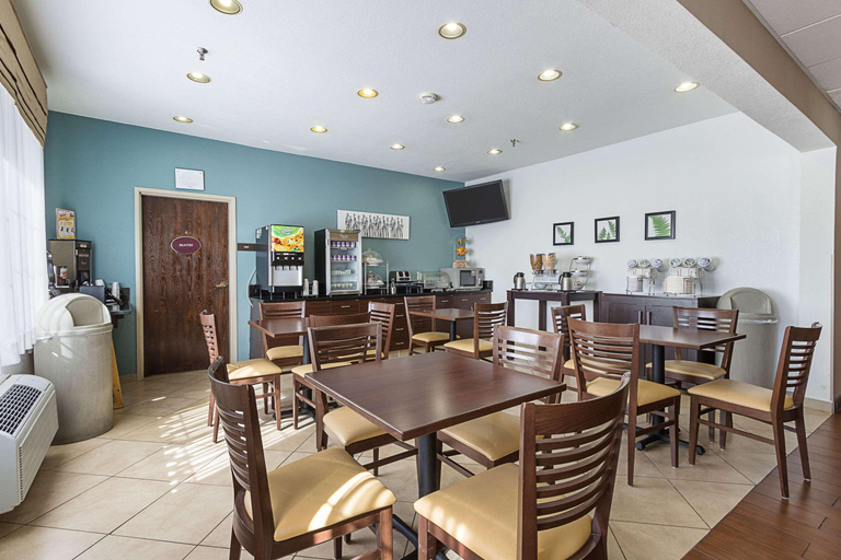 Food & Drinks 5, Spark By Hilton El Paso University, El Paso