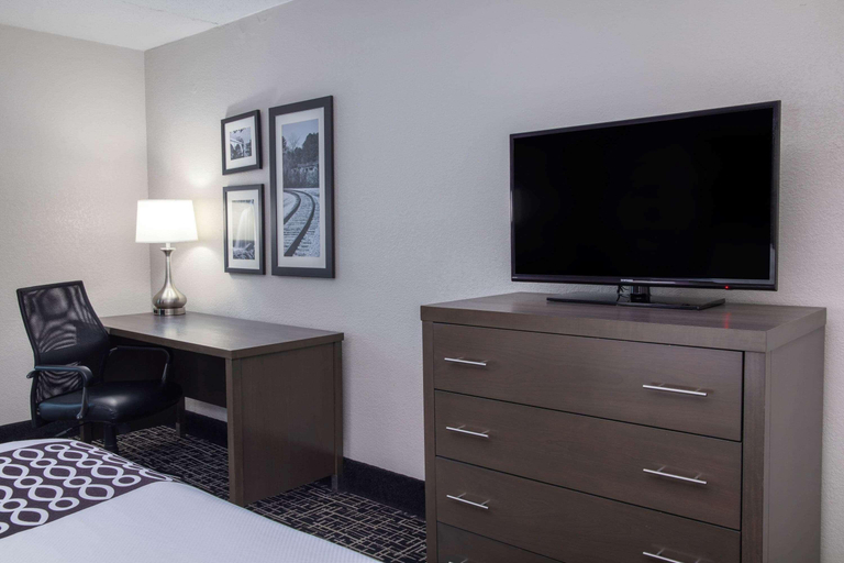 Public Area 3, La Quinta Inn Suites Chattanooga East Ridge, Hamilton